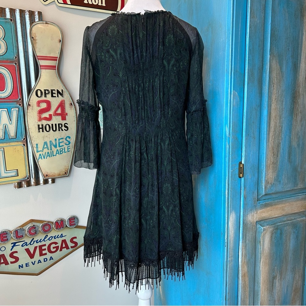 Elie Tahari Black and Green Silk Bell Sleeve Dress - Picture 5 of 13